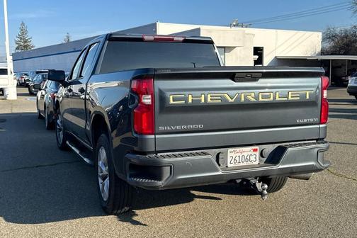 2021 Chevrolet Silverado 1500 Custom