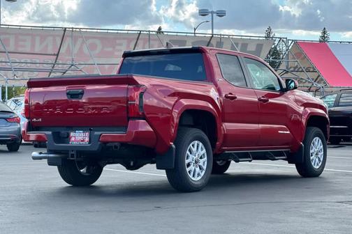 2025 Toyota Tacoma SR5