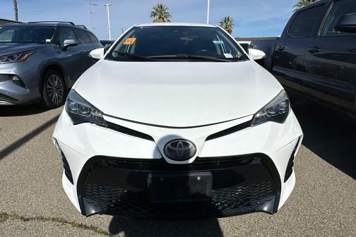 2018 Toyota Corolla SE