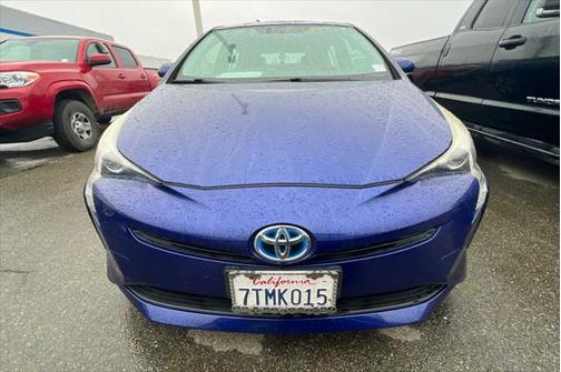 2016 Toyota Prius Three