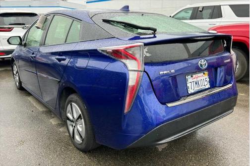 2016 Toyota Prius Three