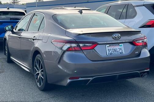 Predawn Gray Mica 2022 Toyota Camry SE