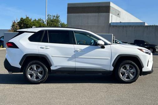 Ice Cap 2023 Toyota RAV4 Hybrid LE