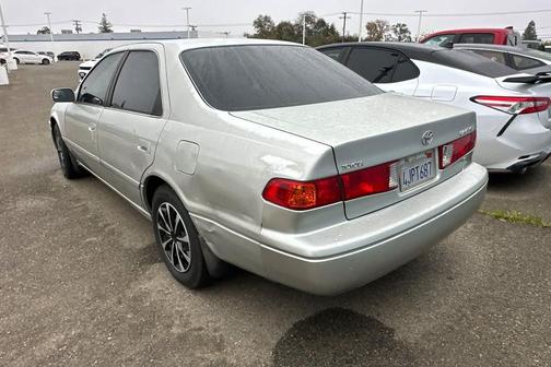 2000 Toyota Camry LE V6