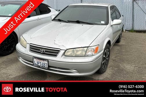 2000 Toyota Camry LE V6