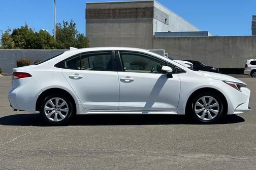 Ice Cap 2023 Toyota Corolla Hybrid LE