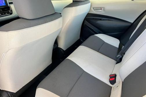 Ice Cap 2023 Toyota Corolla Hybrid LE