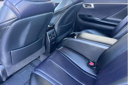 2018 Toyota Mirai Base