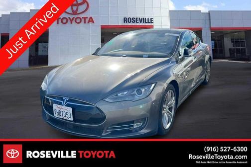 2015 Tesla Model S 90D