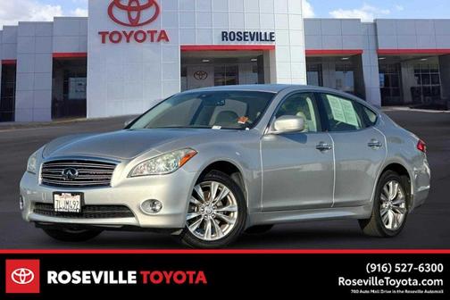 2012 INFINITI M37x Base