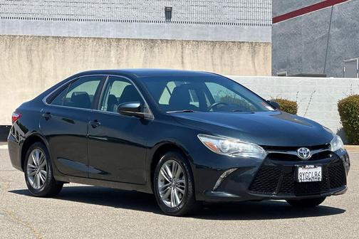 Cosmic Gray Mica 2017 Toyota Camry SE