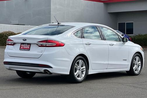 2018 Ford Fusion Hybrid SE