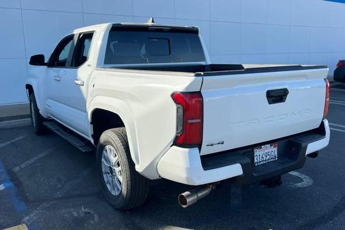 Ice Cap 2025 Toyota Tacoma SR5