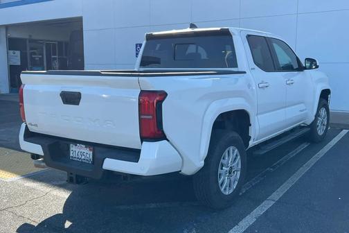 Ice Cap 2025 Toyota Tacoma SR5
