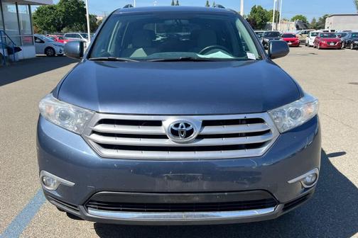 2013 Toyota Highlander SE