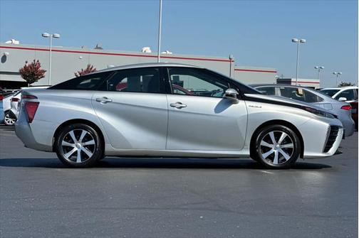 2017 Toyota Mirai Base