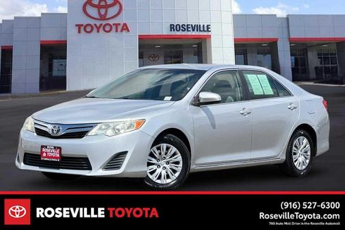 Classic Silver Metallic 2012 Toyota Camry LE
