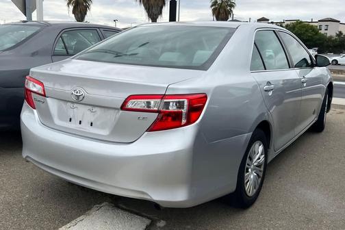 Classic Silver Metallic 2012 Toyota Camry LE