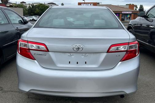 Classic Silver Metallic 2012 Toyota Camry LE