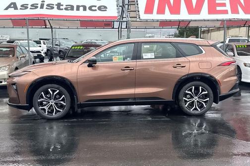 2026 Toyota Crown Signia XLE