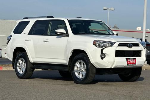 2024 Toyota 4Runner SR5
