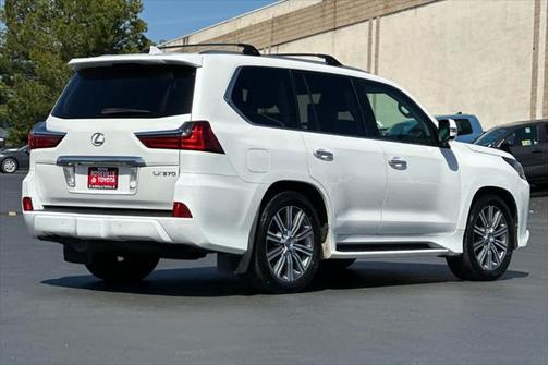 2017 Lexus LX 570 Base