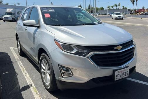 Silver Ice Metallic 2021 Chevrolet Equinox 1LT