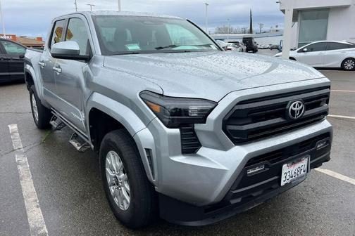 2025 Toyota Tacoma SR5
