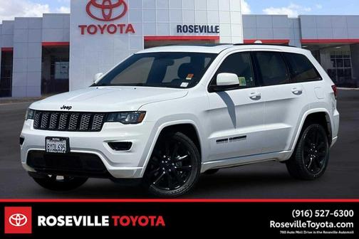 Bright White Clearcoat 2019 Jeep Grand Cherokee Altitude