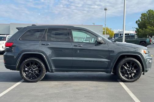 2017 Jeep Grand Cherokee Altitude