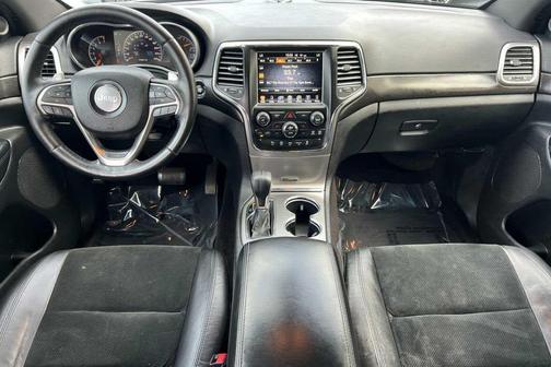 2017 Jeep Grand Cherokee Altitude