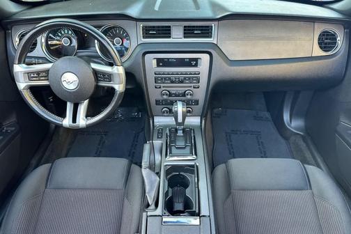 2014 Ford Mustang V6