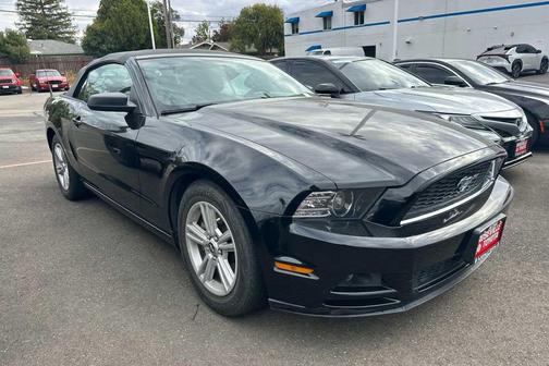 2014 Ford Mustang V6