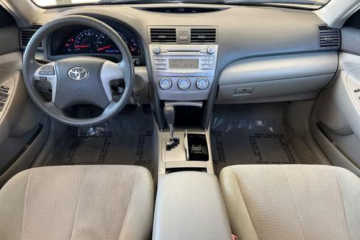 Sandy Beach Metallic 2011 Toyota Camry LE