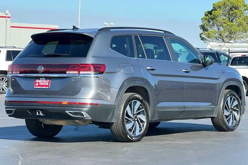 2024 Volkswagen Atlas 2.0T SE w/Technology 4MOTION