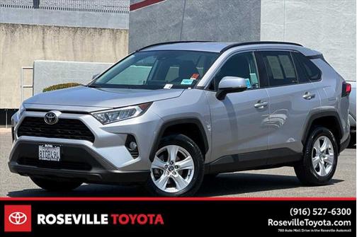 2020 Toyota RAV4 XLE