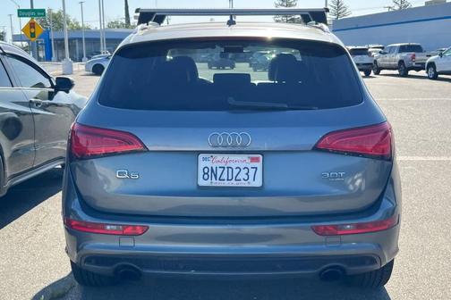 Monsoon Gray Metallic 2013 Audi Q5 3.0T Premium Plus