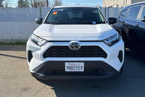 2024 Toyota RAV4 LE