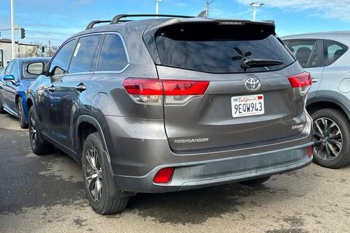 2019 Toyota Highlander LE Plus