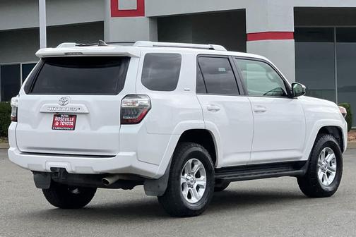 Super White 2016 Toyota 4Runner SR5