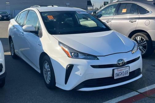 2021 Toyota Prius L