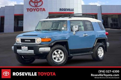 2011 Toyota FJ Cruiser Base