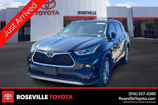 2023 Toyota Highlander Platinum