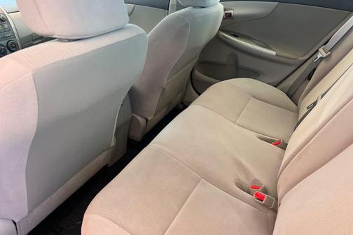 Magnetic Gray Metallic 2011 Toyota Corolla LE