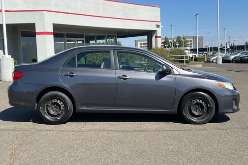 Magnetic Gray Metallic 2011 Toyota Corolla LE