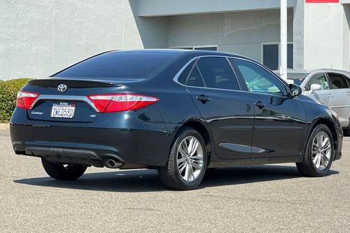 Cosmic Gray Mica 2017 Toyota Camry SE