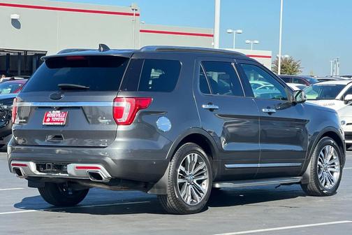 2017 Ford Explorer Platinum
