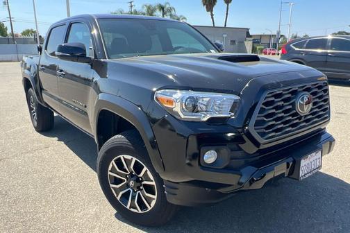 Black 2023 Toyota Tacoma TRD Sport