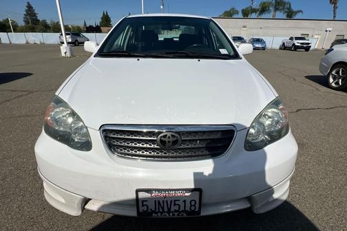 Super White 2005 Toyota Corolla S