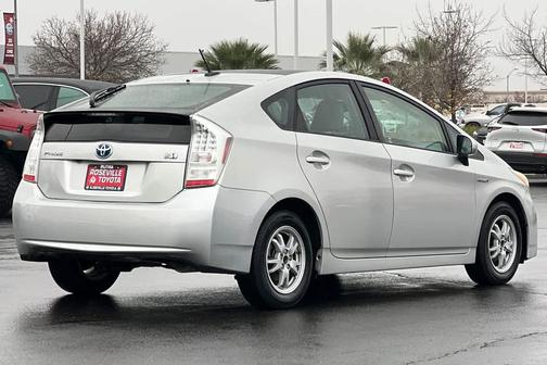 2010 Toyota Prius IV